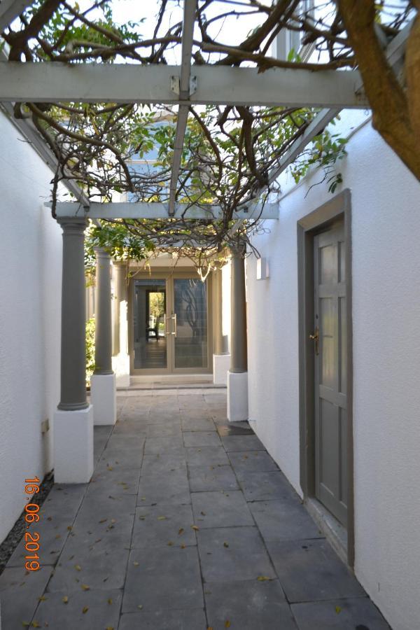 Ferienwohnung Esme Road - We Have No Loadshedding! Kapstadt Exterior foto